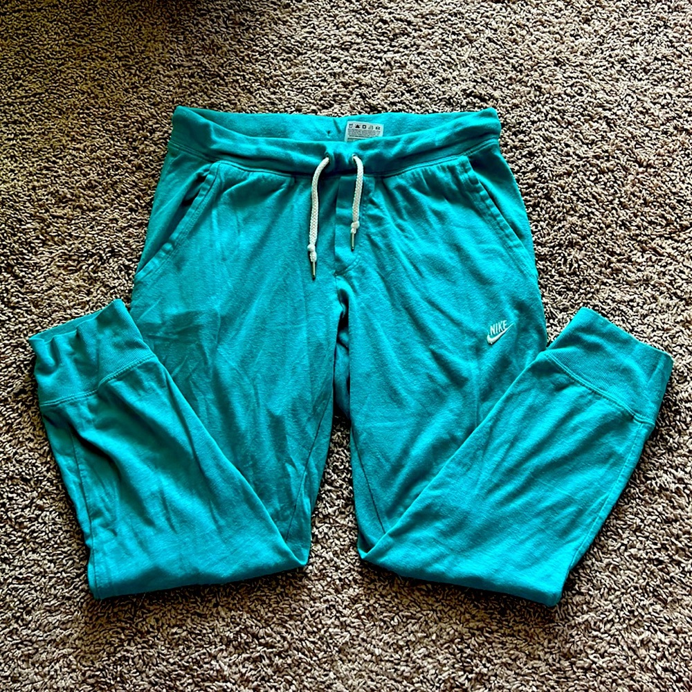 Women’s NIKE Joggers